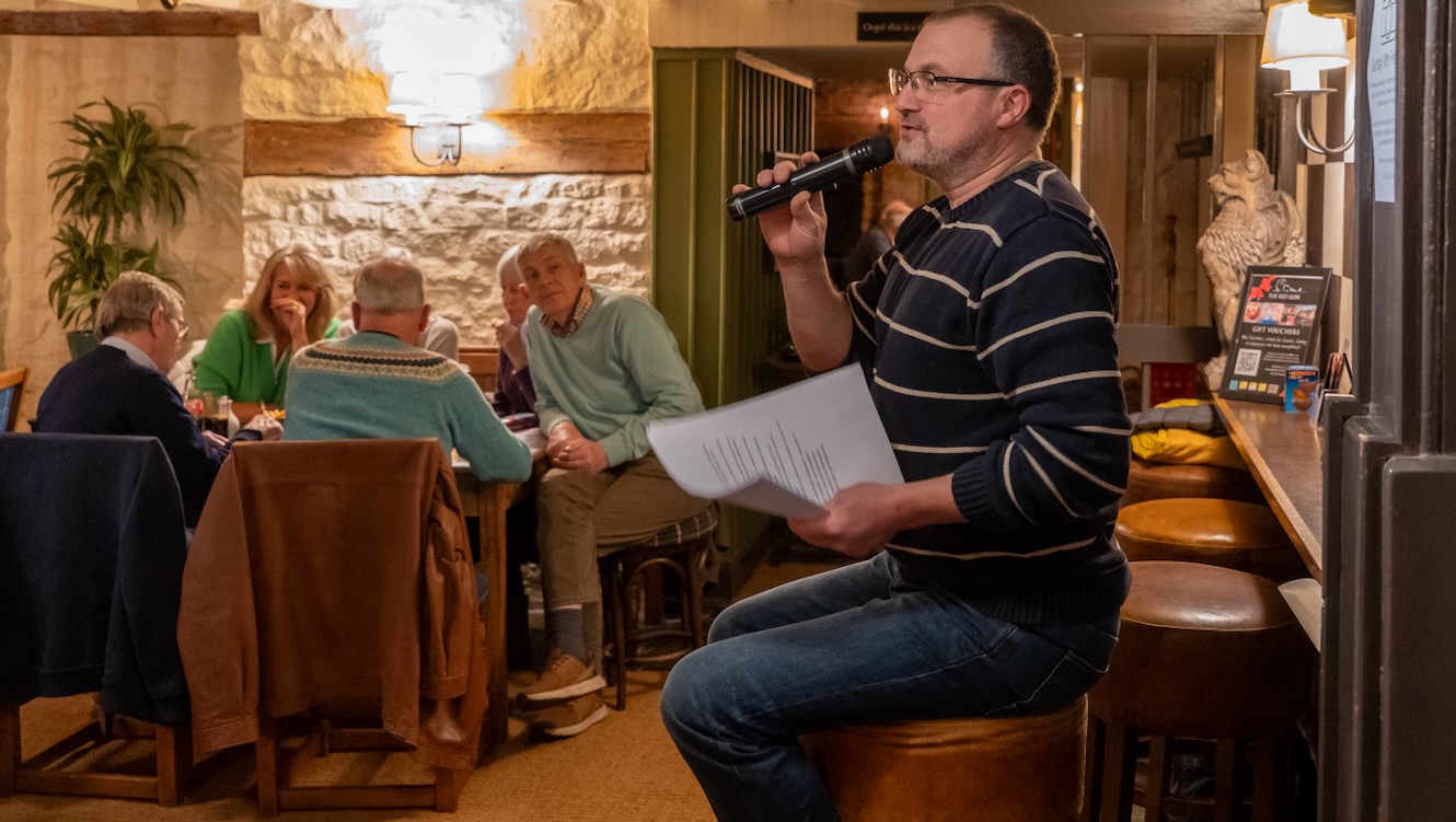 Quiz night at The Red Lion, Long Compton