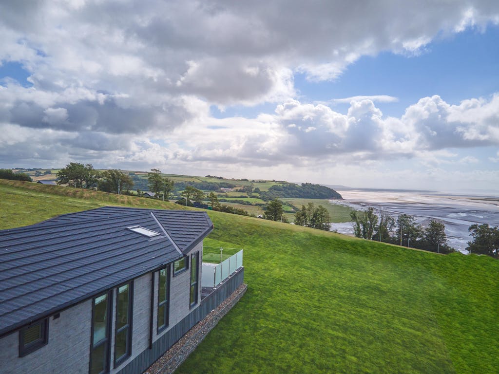 Benefits of owning a luxury lodge