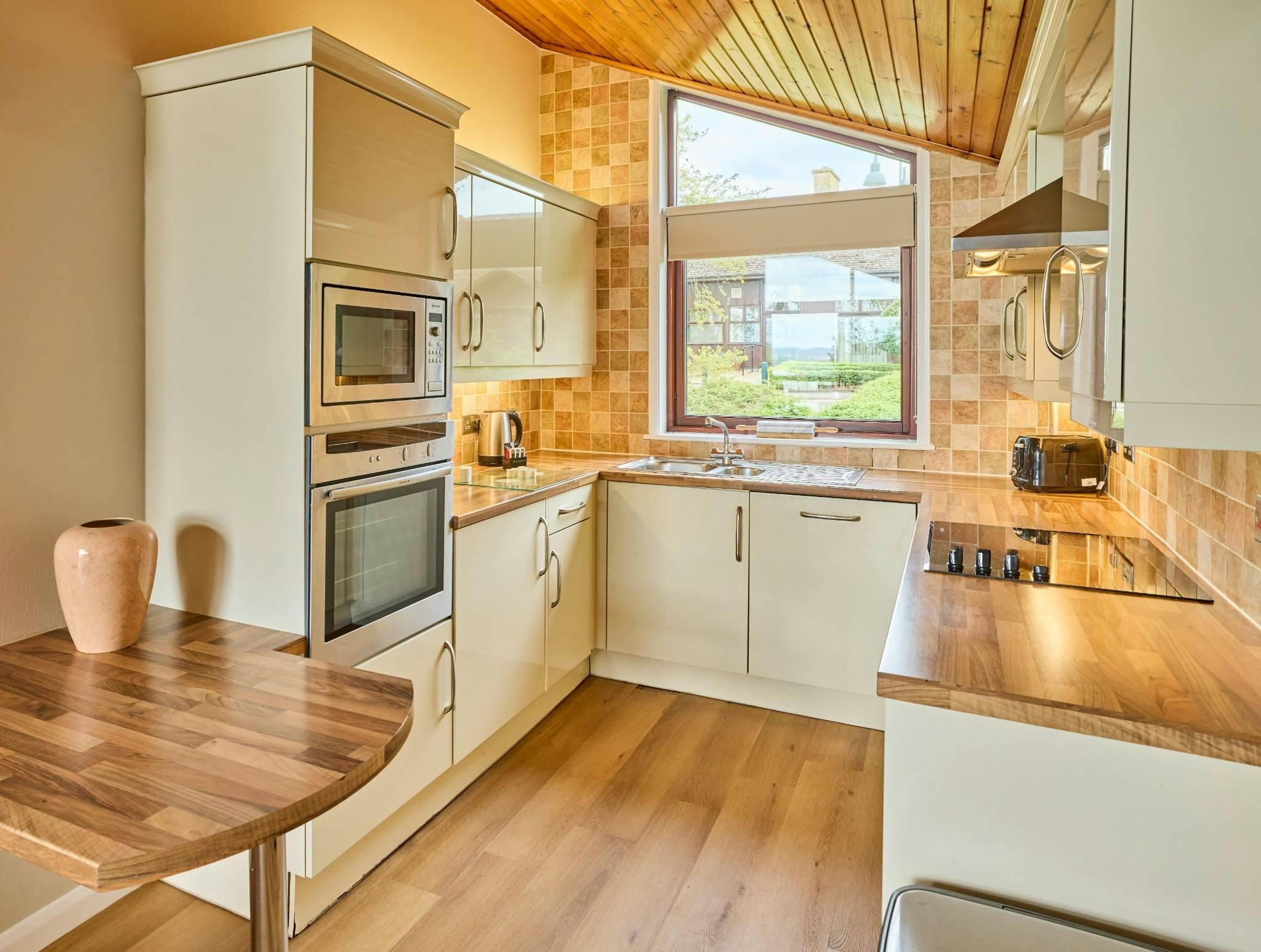 Lodge 8 Cottesmore Lodge Kitchen