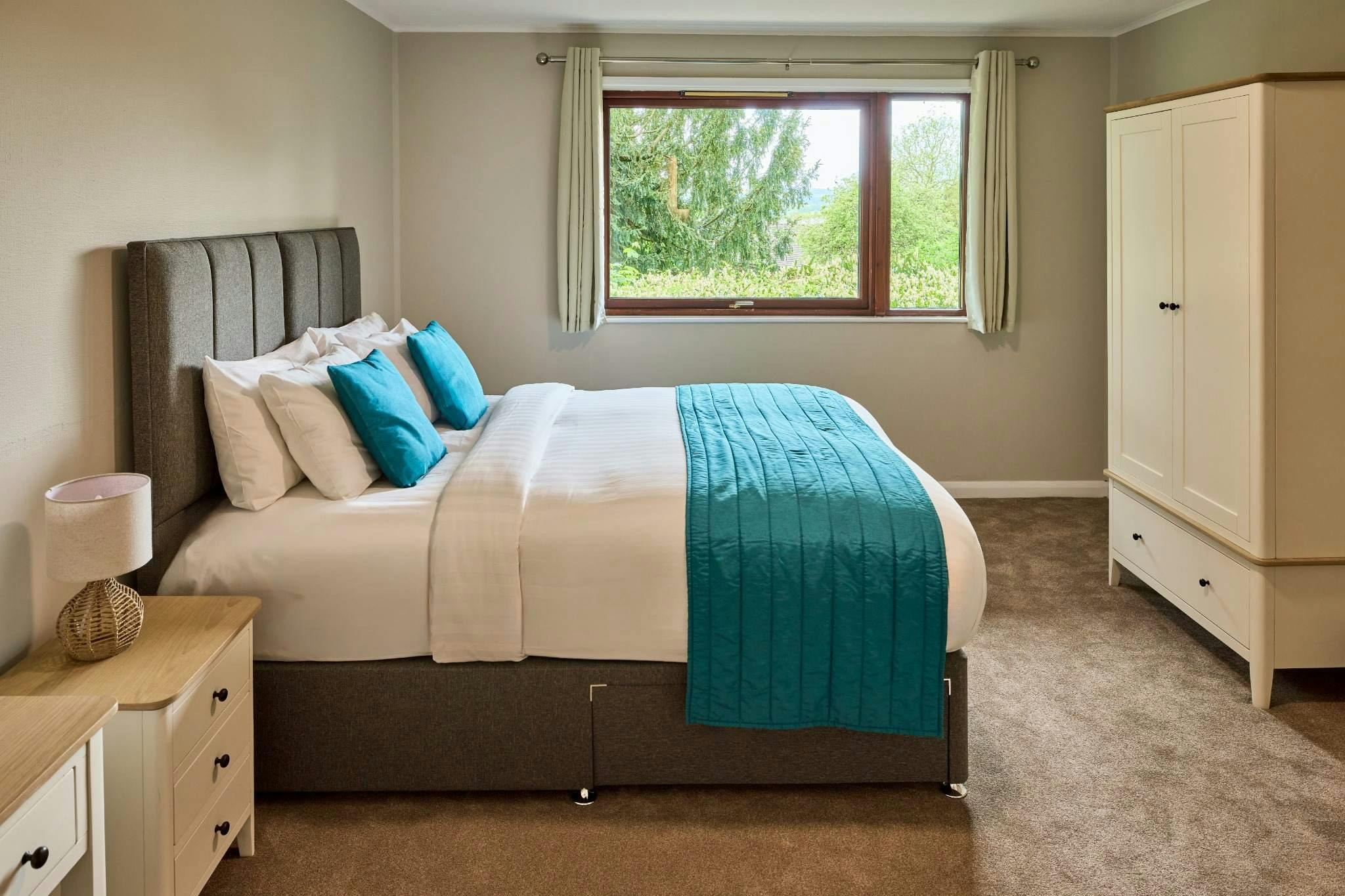 Lodge 8 Cottesmore Lodge Bedroom
