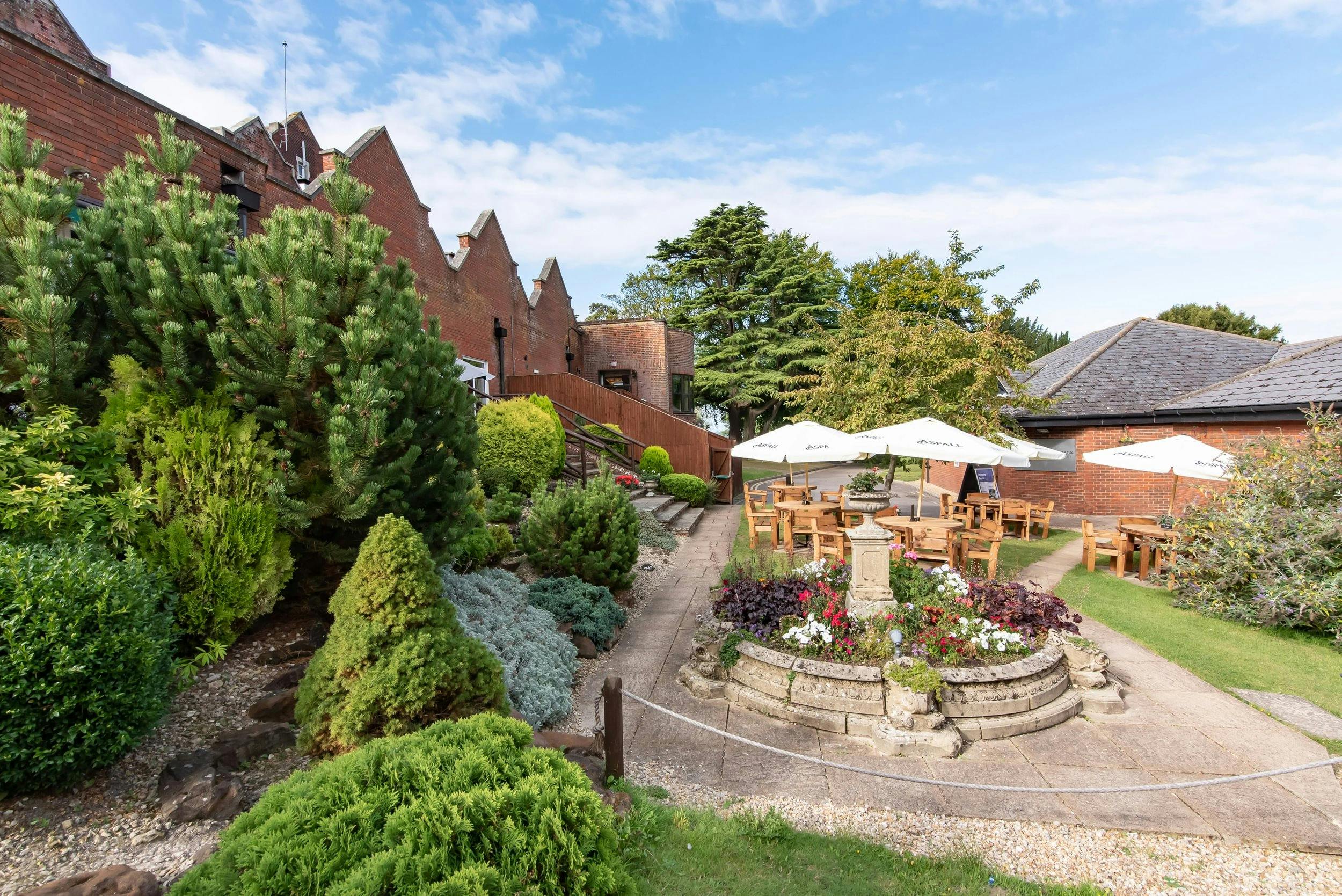 spa-and-wellness-hog-s-back-hotel-farnham-surrey